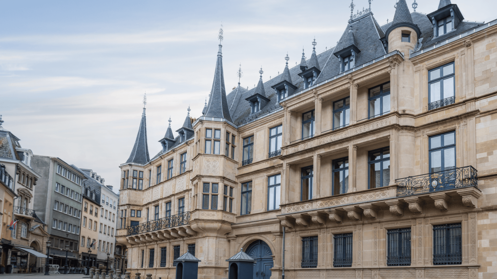 Access Financial | Luxembourg
