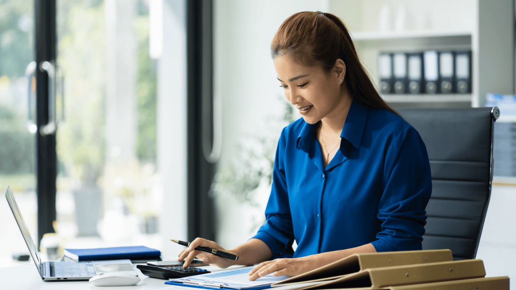 Access Financial | What Is Global Payroll